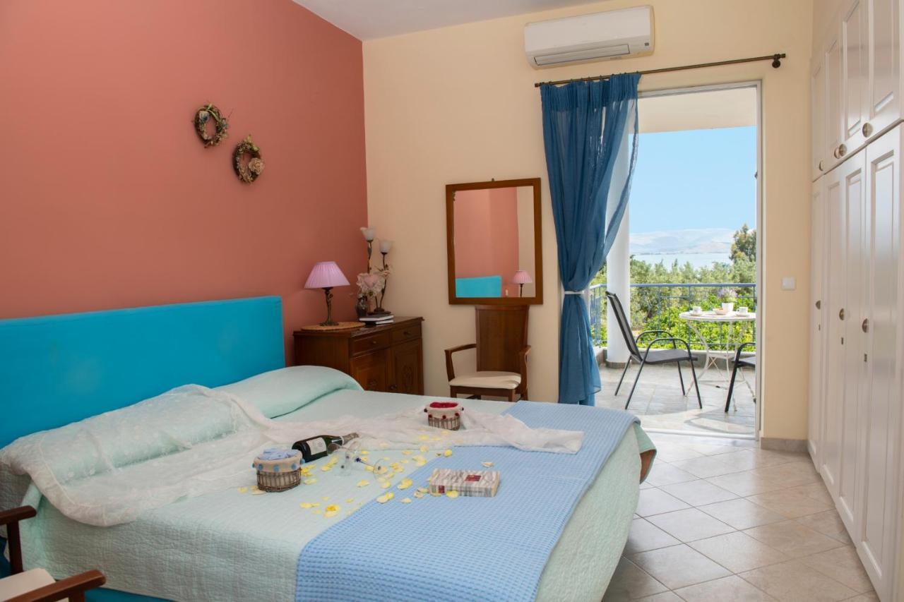 Beachfront Villa Samantha'S Paradise Kivérion Esterno foto