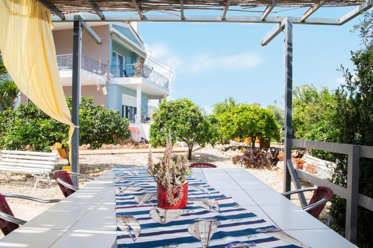 Beachfront Villa Samantha'S Paradise Kivérion Esterno foto