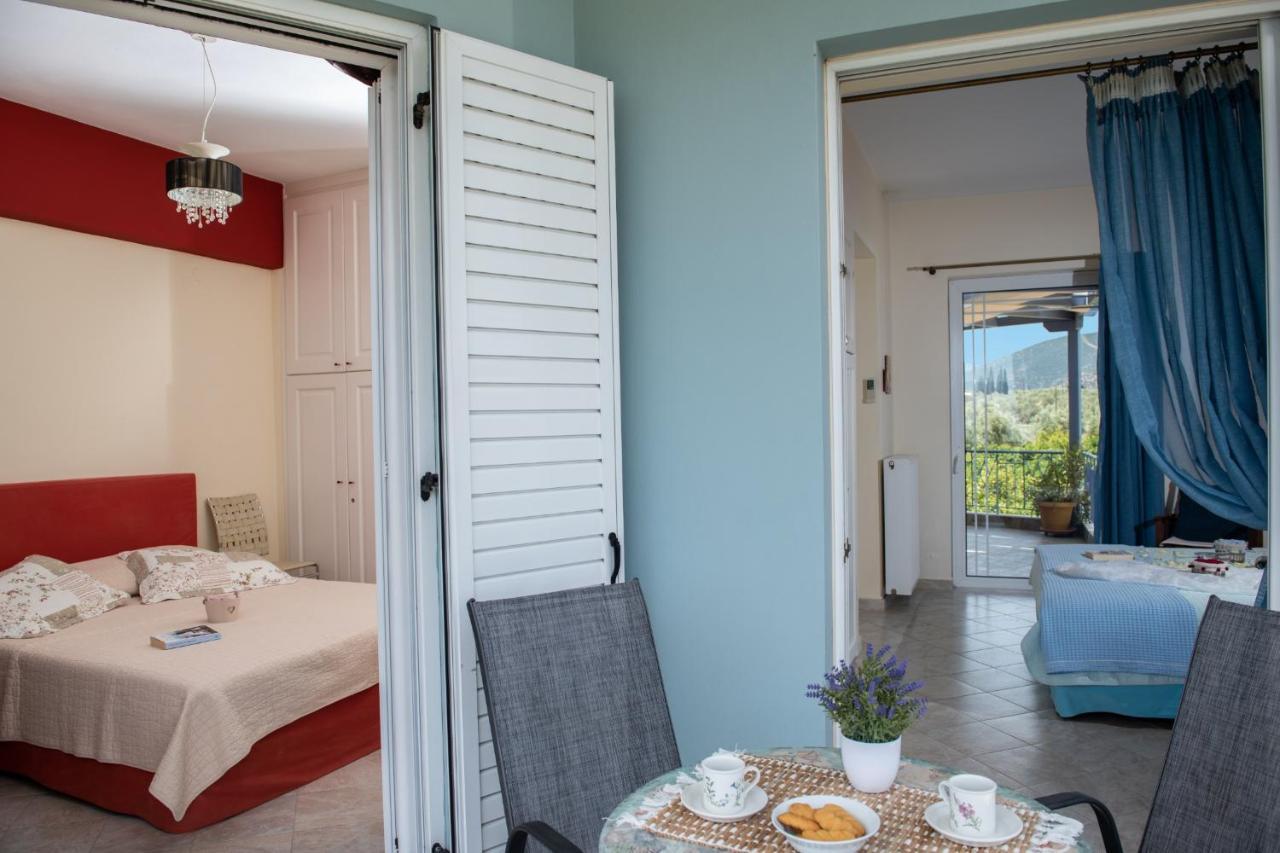 Beachfront Villa Samantha'S Paradise Kivérion Esterno foto